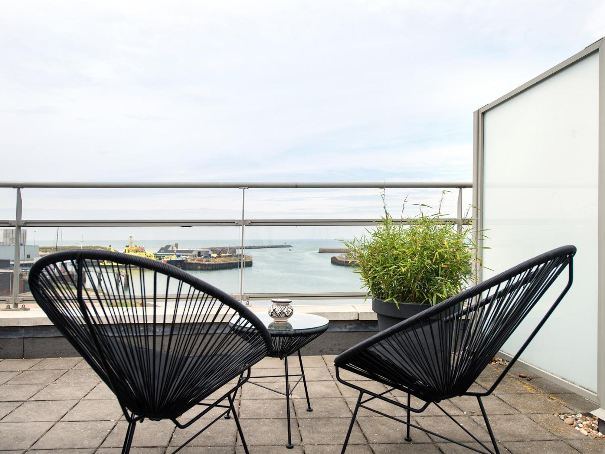 Bizstay Harbour I Scheveningen Apartments Гаага Экстерьер фото